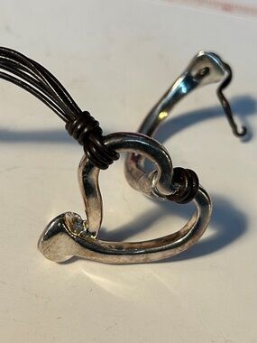 Uno de 50 Leather Weave Heart Bracelet